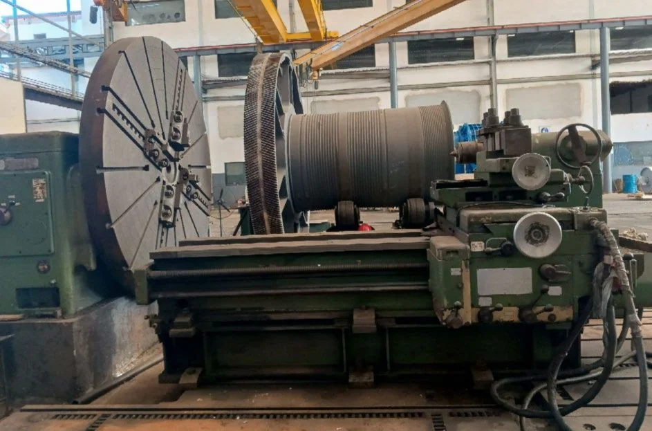 shop-lathe Shop lathe